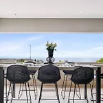Stunning Clifton 2-Bed Apartment With Sea Views And Amazing Sunsets