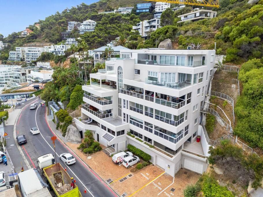 Stunning Clifton 2-bed With Sea Views And Amazing Sunsets Cape Town